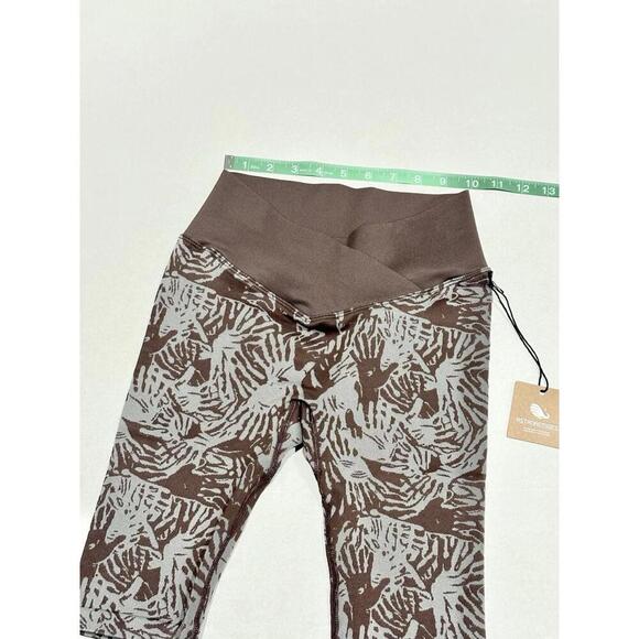 Astroremiges Women's Compression Shorts Six Sense Clairvoyant Nebula Chestnut S - Picture 4 of 11